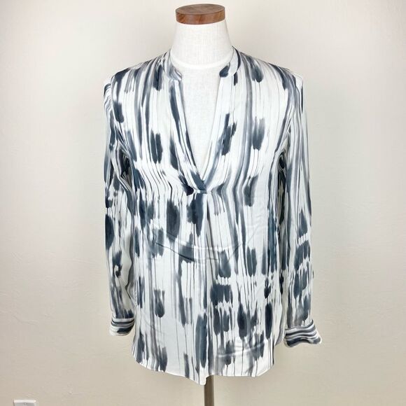 Vince Black Brush Silk V-Neck Blouse - Picture 1 of 6